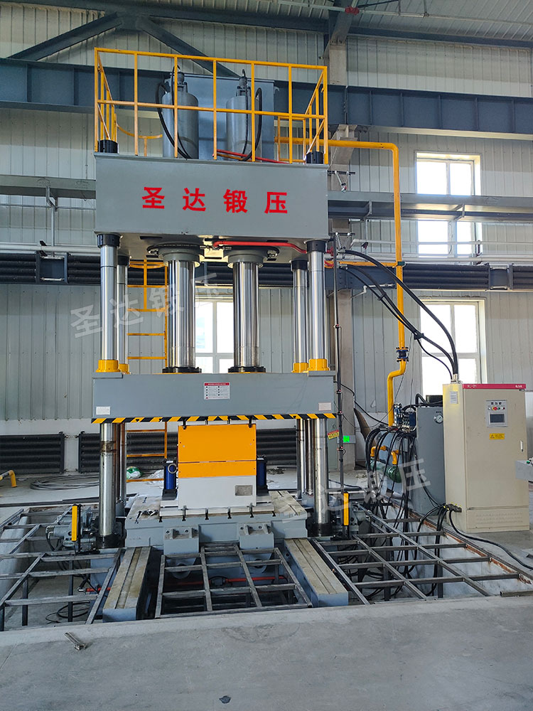 500噸三梁四柱液壓機客戶現場 500噸三梁四柱液壓機